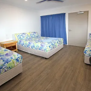 *** Motel Reef Gardens Australia